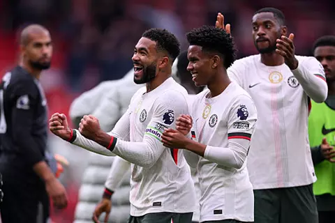 عاد إلى المربع الذهبي.. ترتيب الدوري الإنجليزي بعد فوز تشيلسي على نوتنجهام